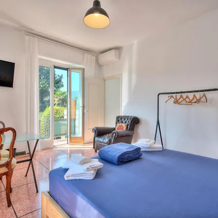 Nel Family Bed & Breakfast 3*